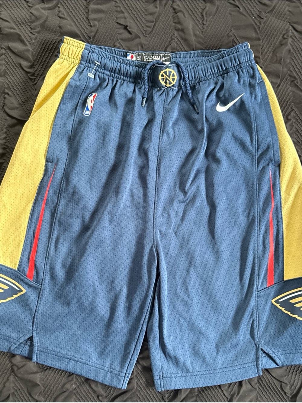 Nike Boys XL Navy Blue and Yellow NBA Mesh Basketball Shorts
